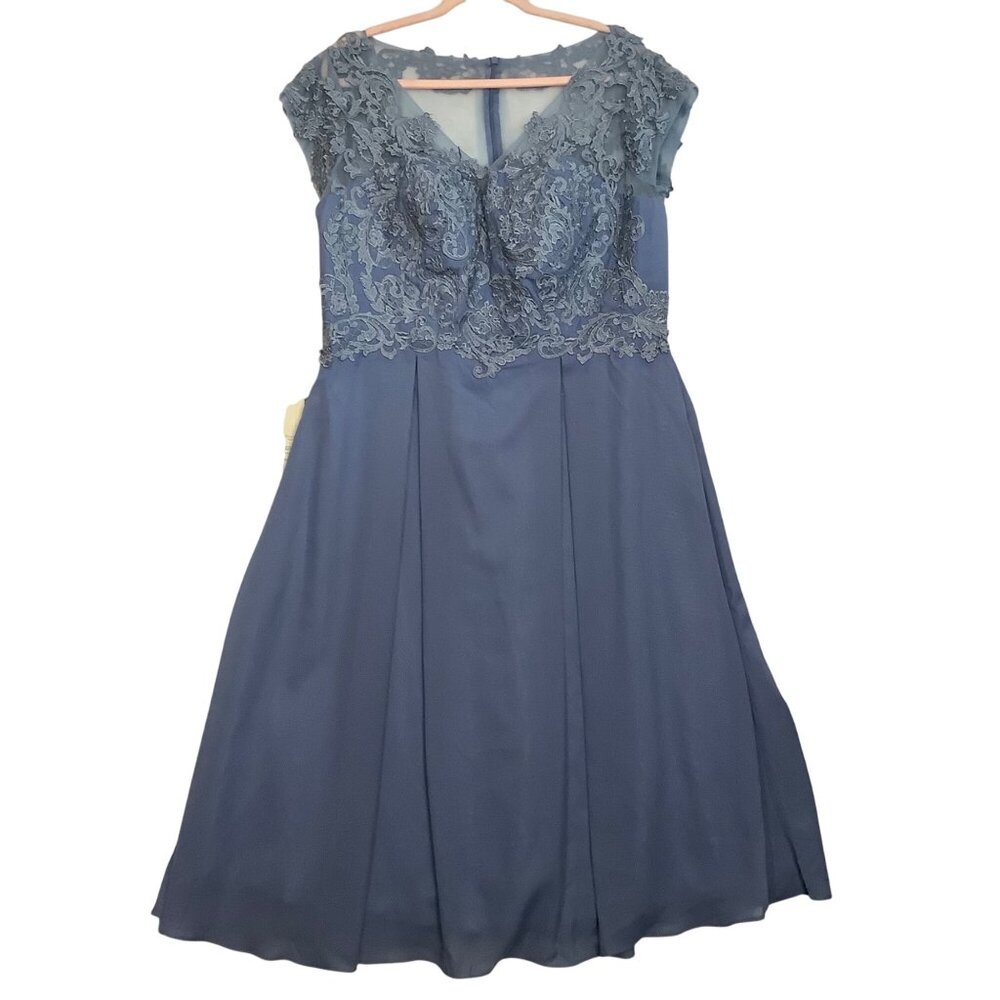 Gown Gallery Bridal Elegant Blue Lace Wedding Dress Women Size 18W NWT Formal